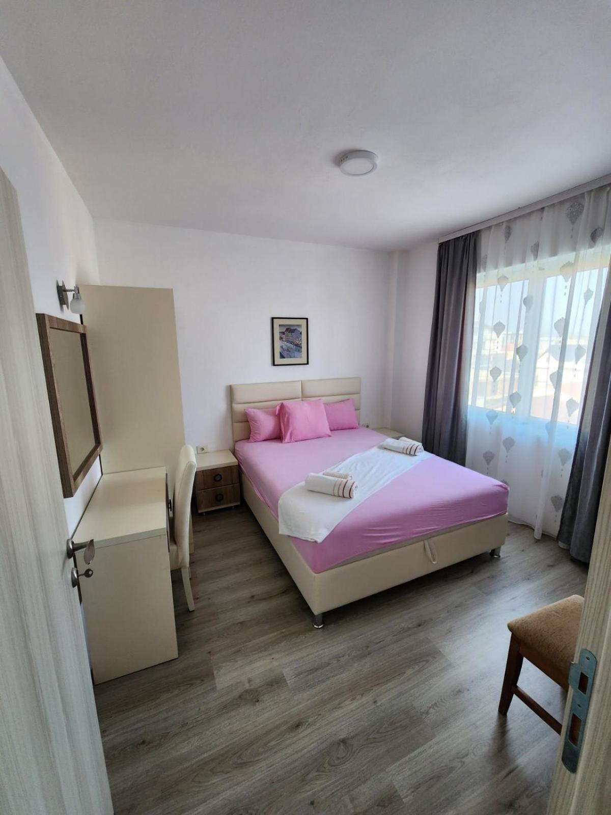 Apartment Flora Bregvija Dış mekan fotoğraf